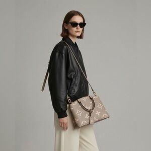 Louis Vuitton Gray Monogram Shoulder Bag